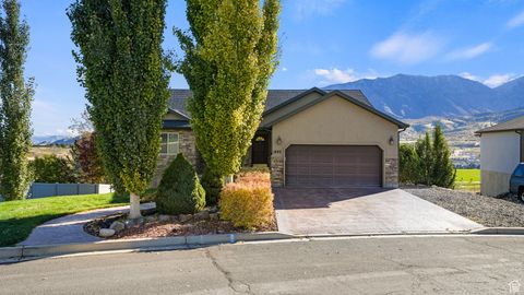 Tiny photo for 1245 E SAGEBERRY Dr, Santaquin, UT 84655 (MLS # 2119611)