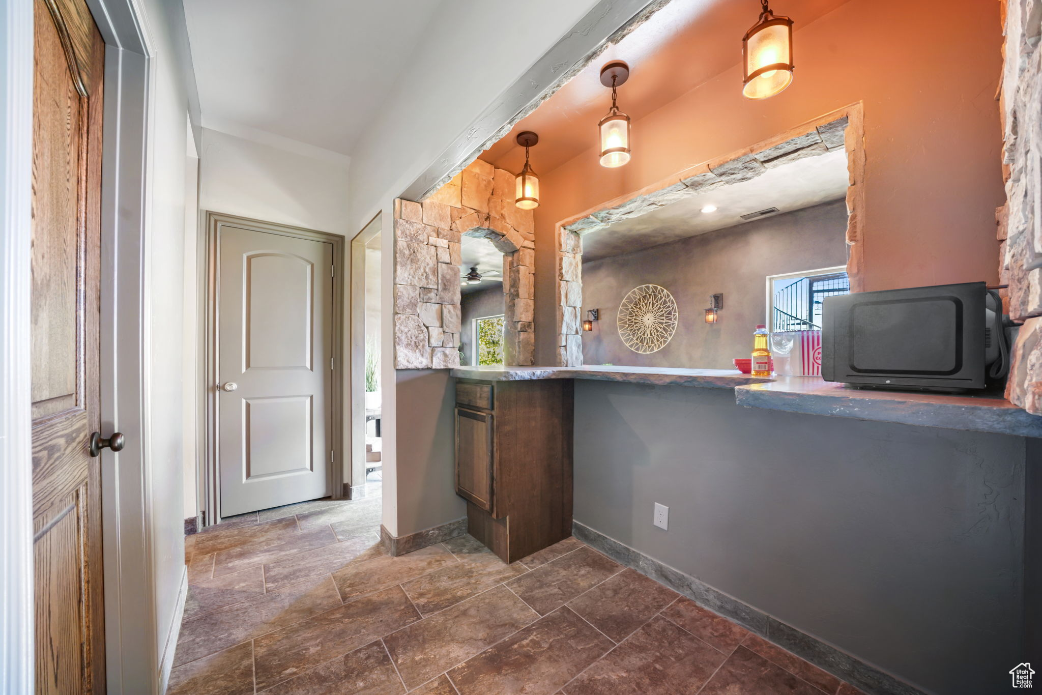 SUMMIT RIDGE - Residential