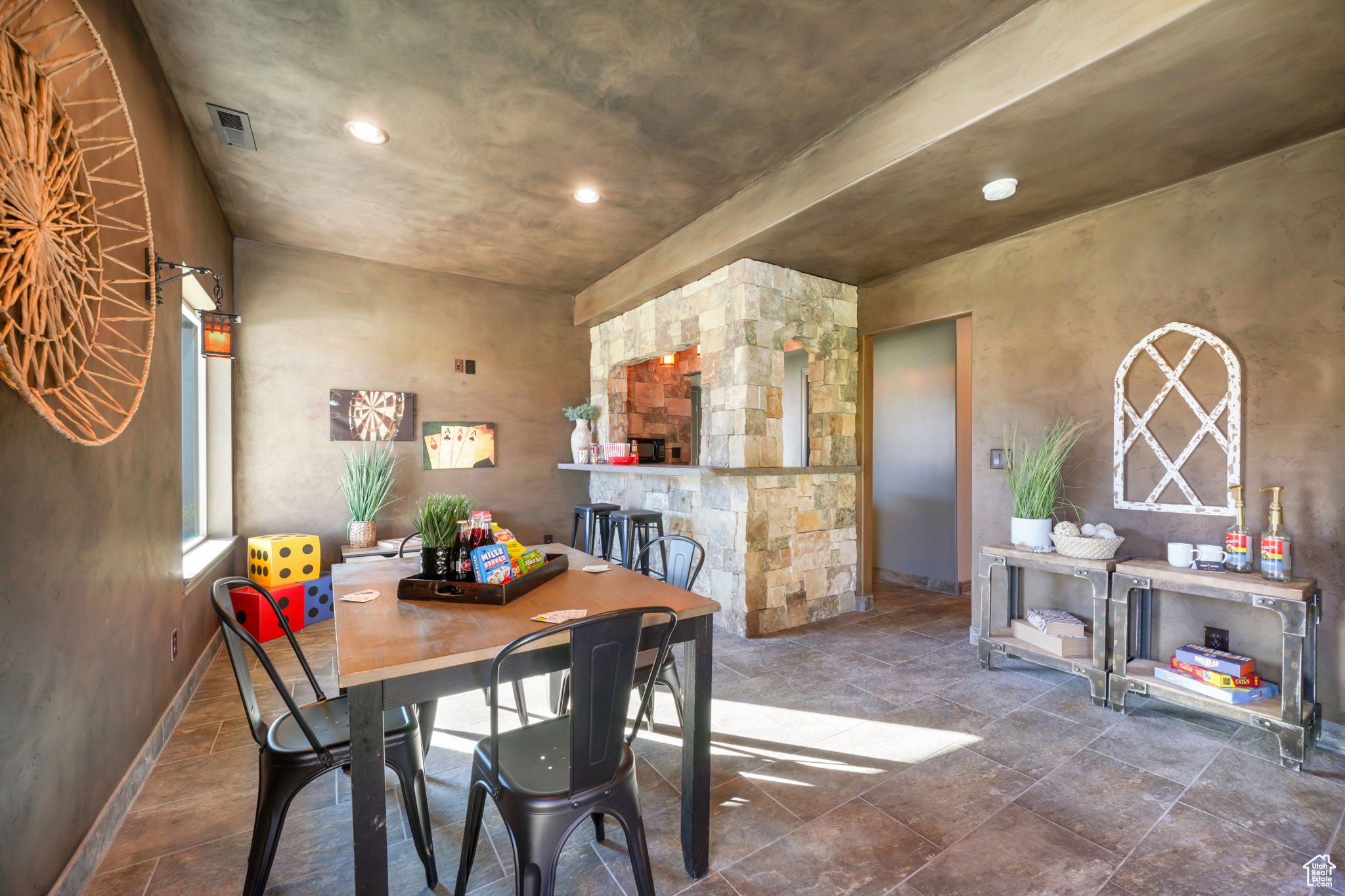 SUMMIT RIDGE - Residential