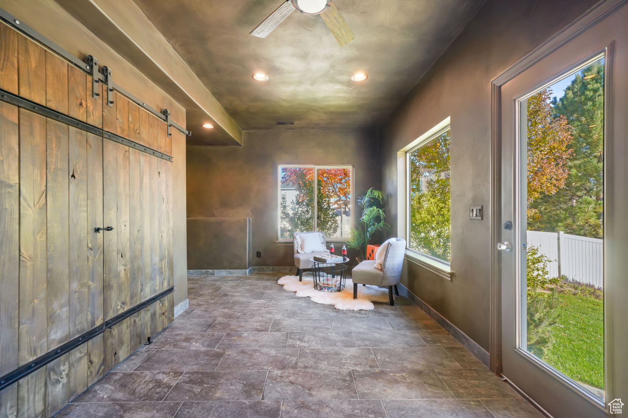 SUMMIT RIDGE - Residential