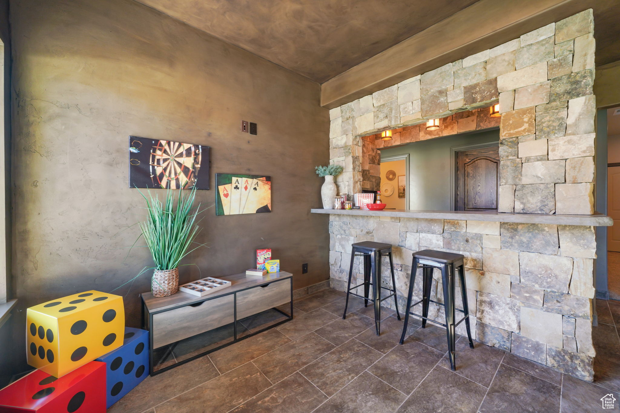 SUMMIT RIDGE - Residential