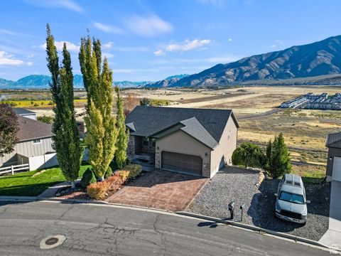 Tiny photo for 1245 E SAGEBERRY Dr, Santaquin, UT 84655 (MLS # 2119611)