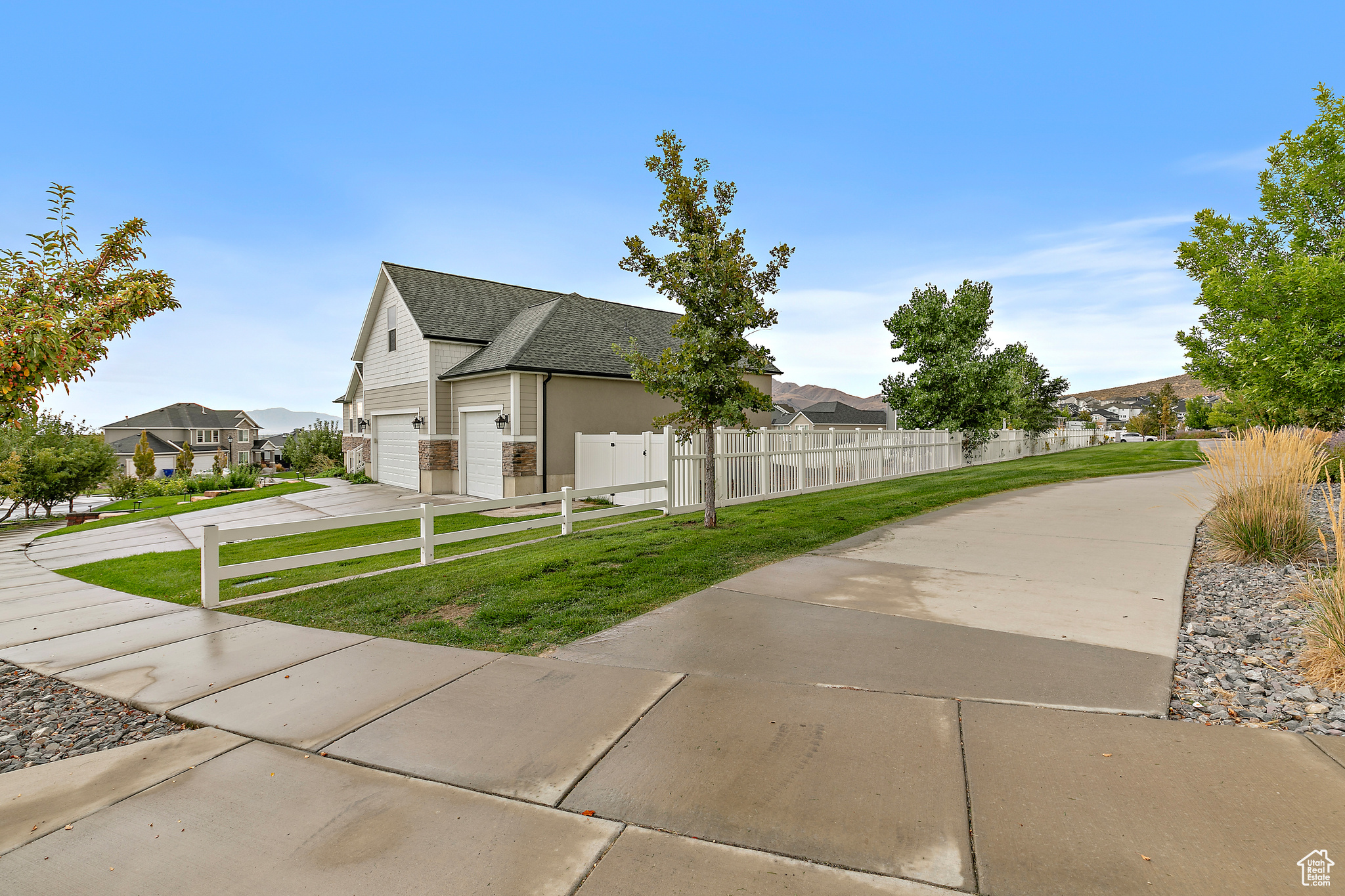 TALUS RIDGE - Residential