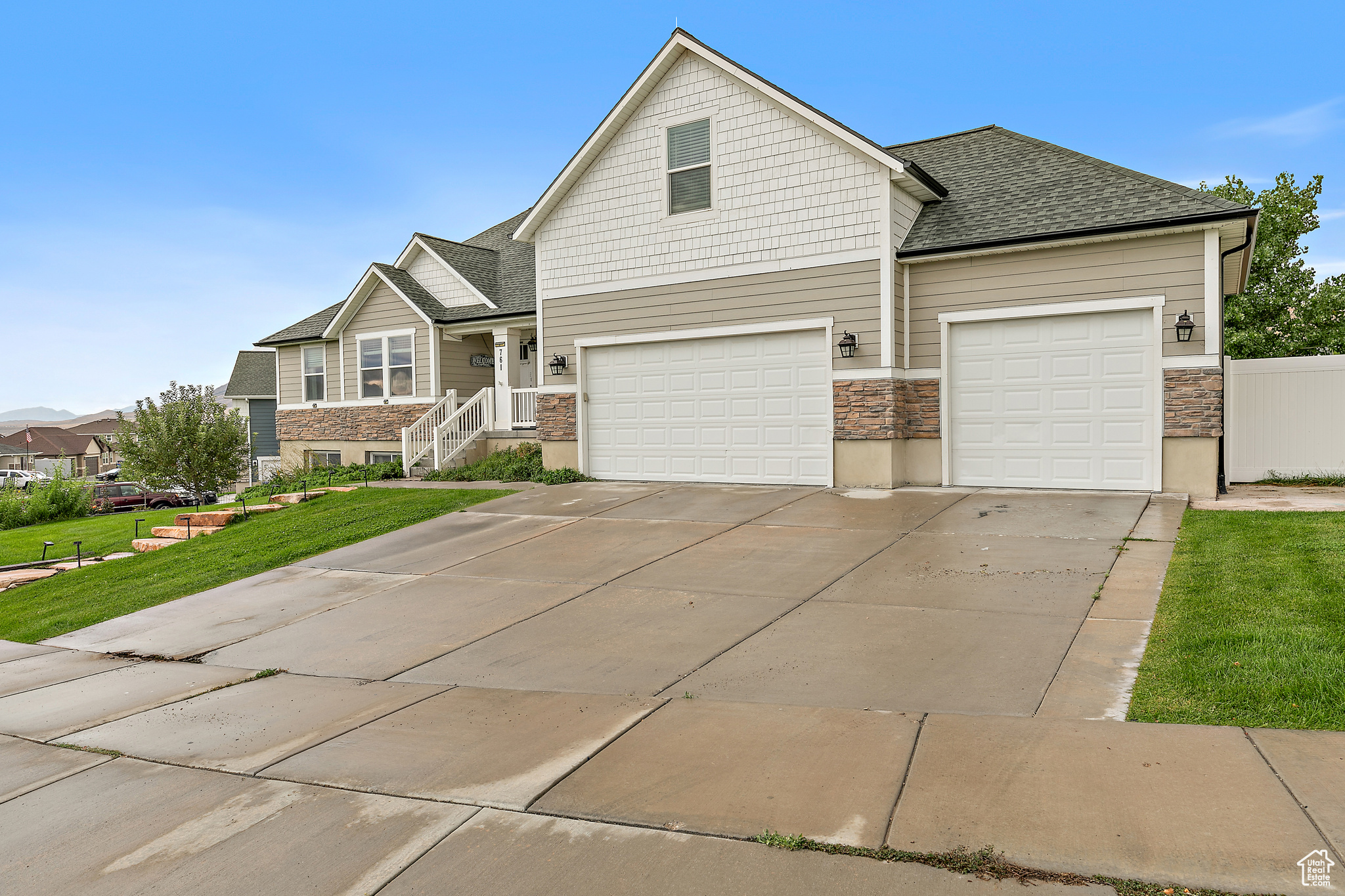TALUS RIDGE - Residential