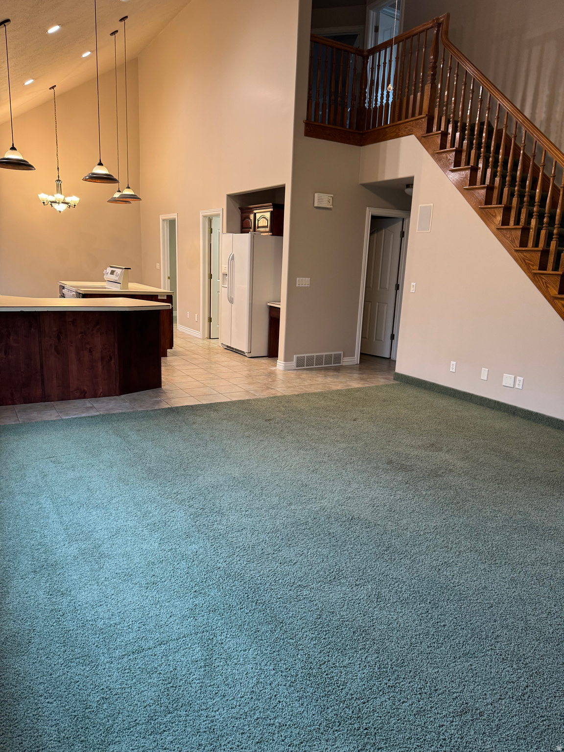 SPRING ACRES - Residential