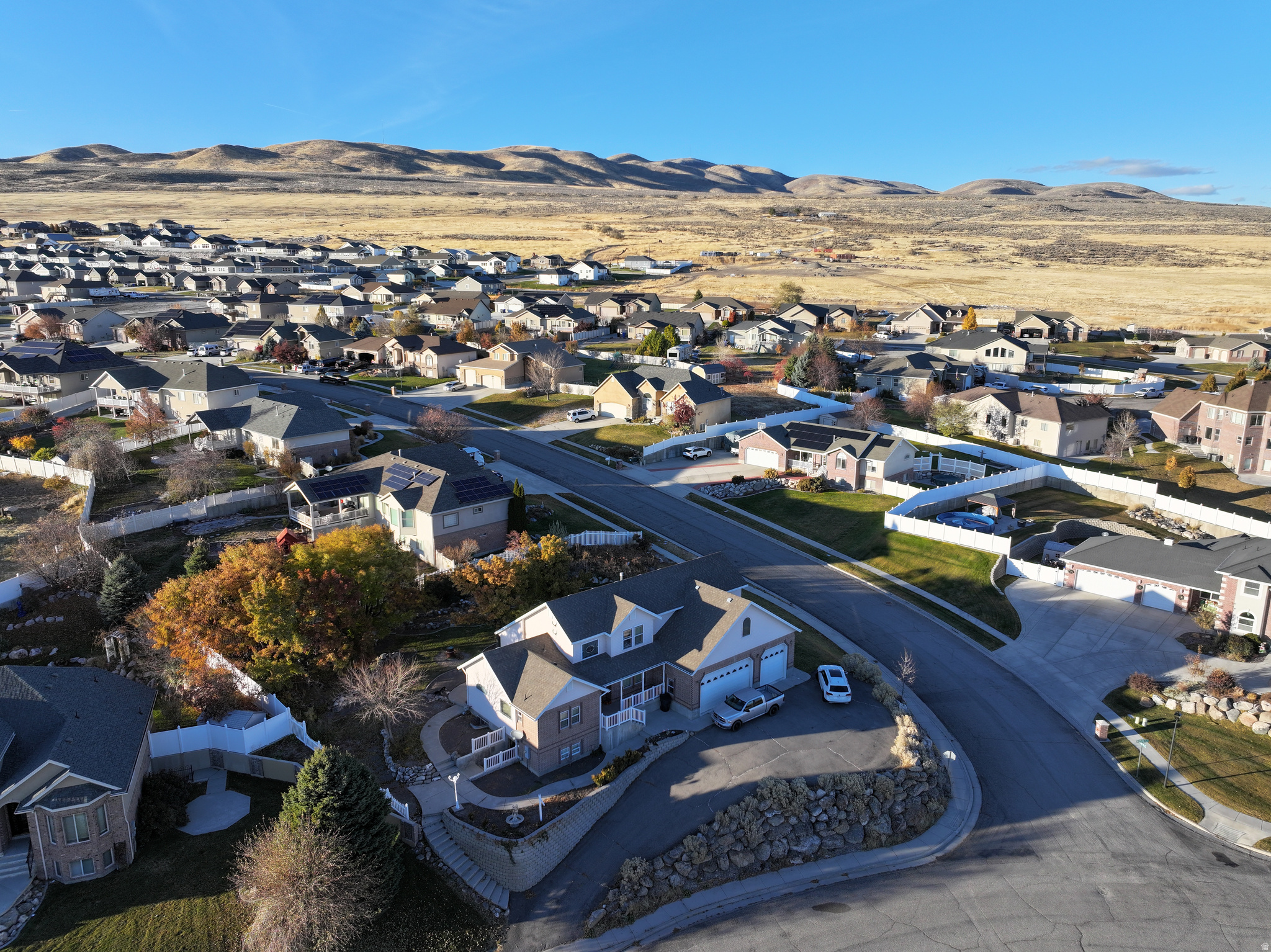 SPRING ACRES - Residential