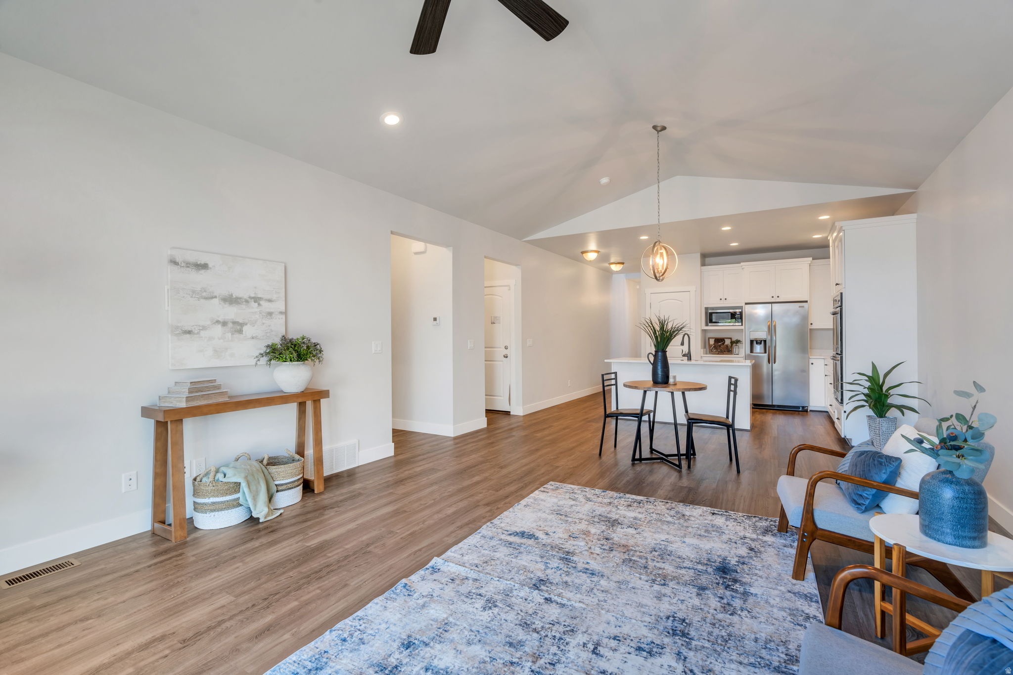 EASTRIDGE PARK - Residential