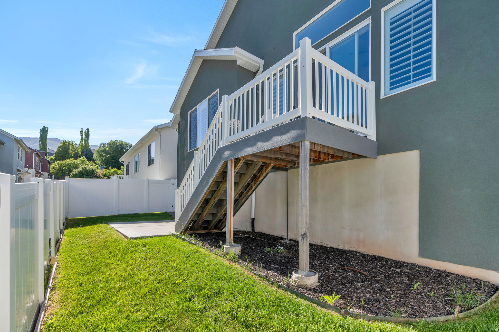 EASTRIDGE PARK - Residential