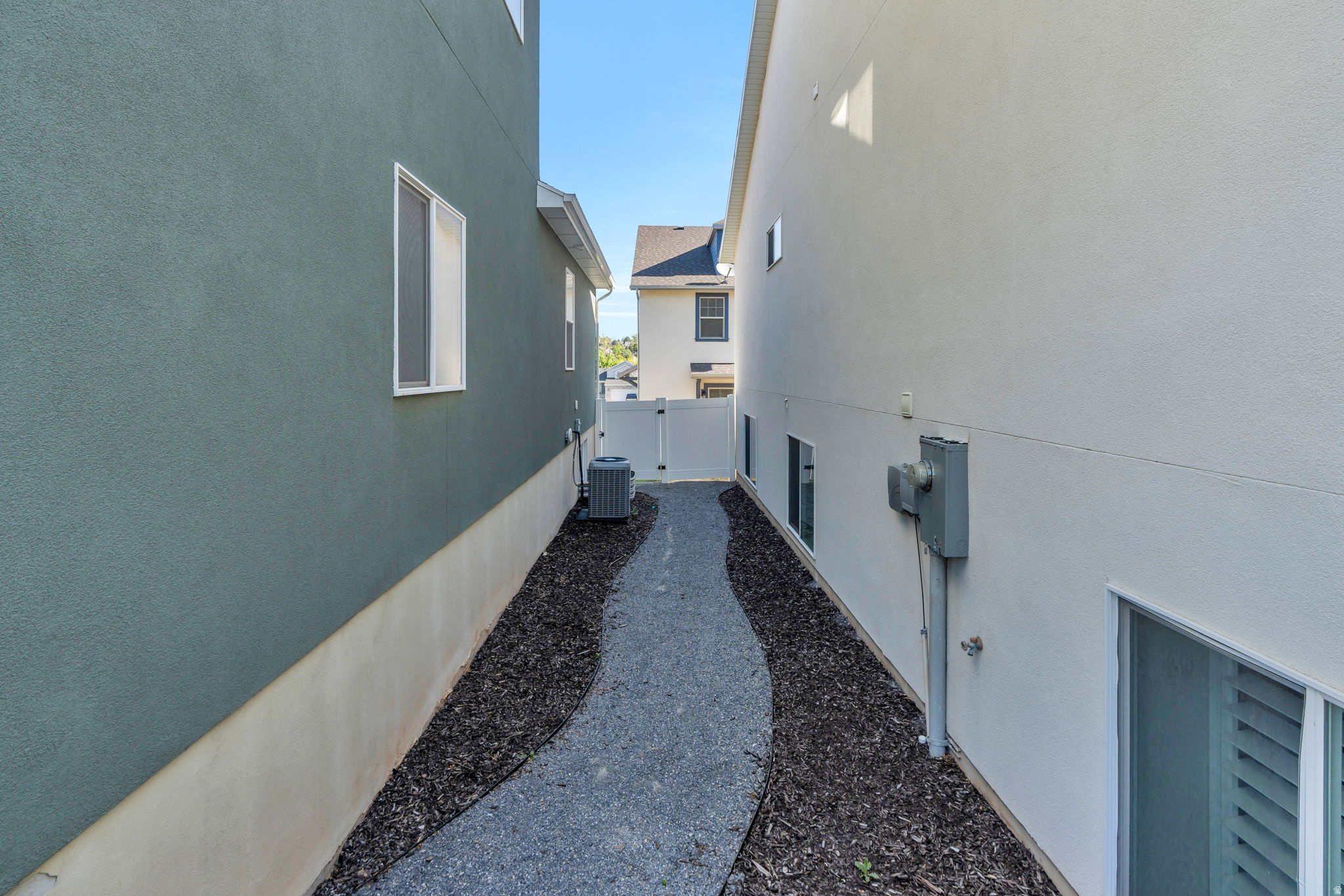 EASTRIDGE PARK - Residential