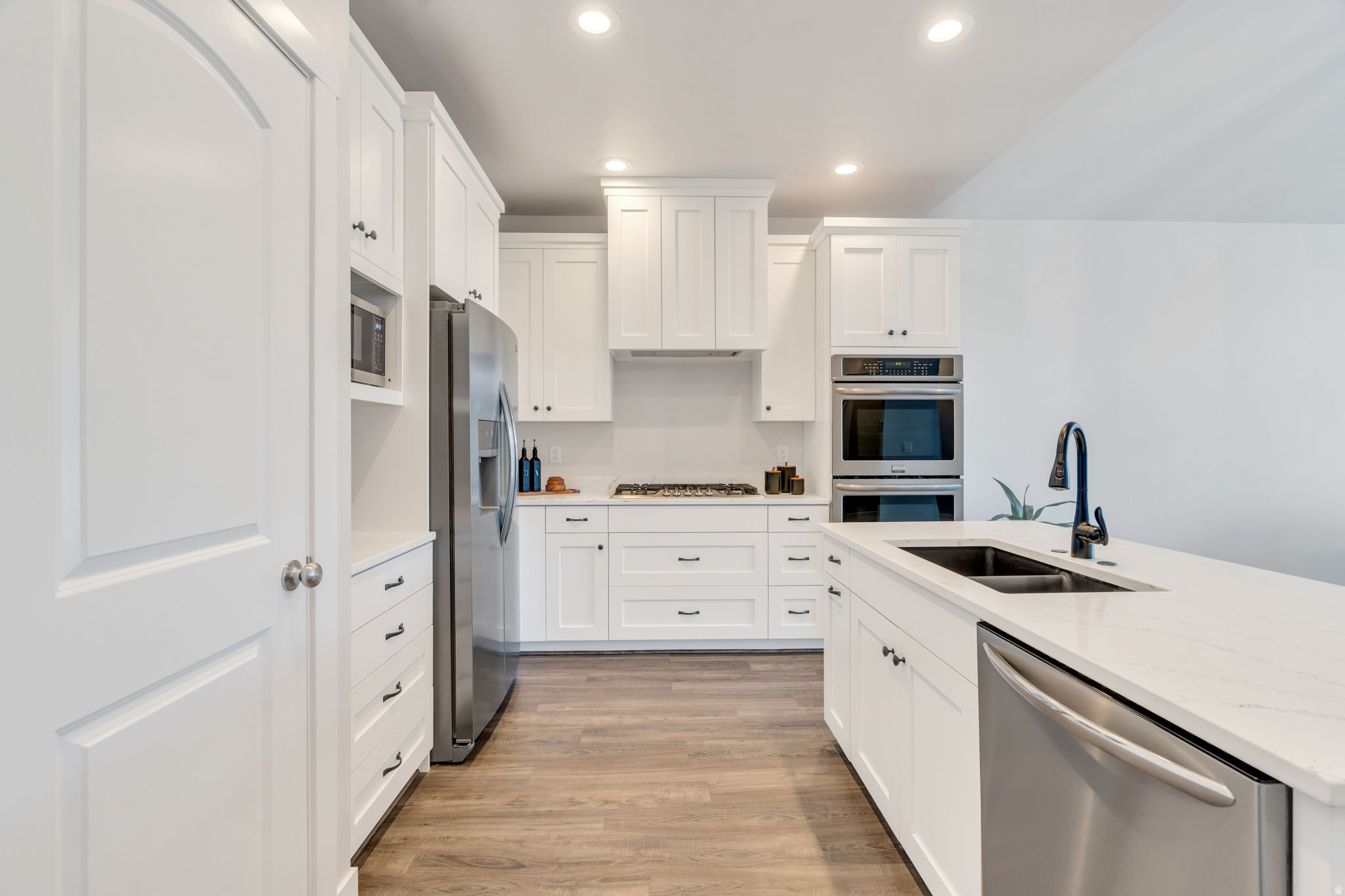 EASTRIDGE PARK - Residential