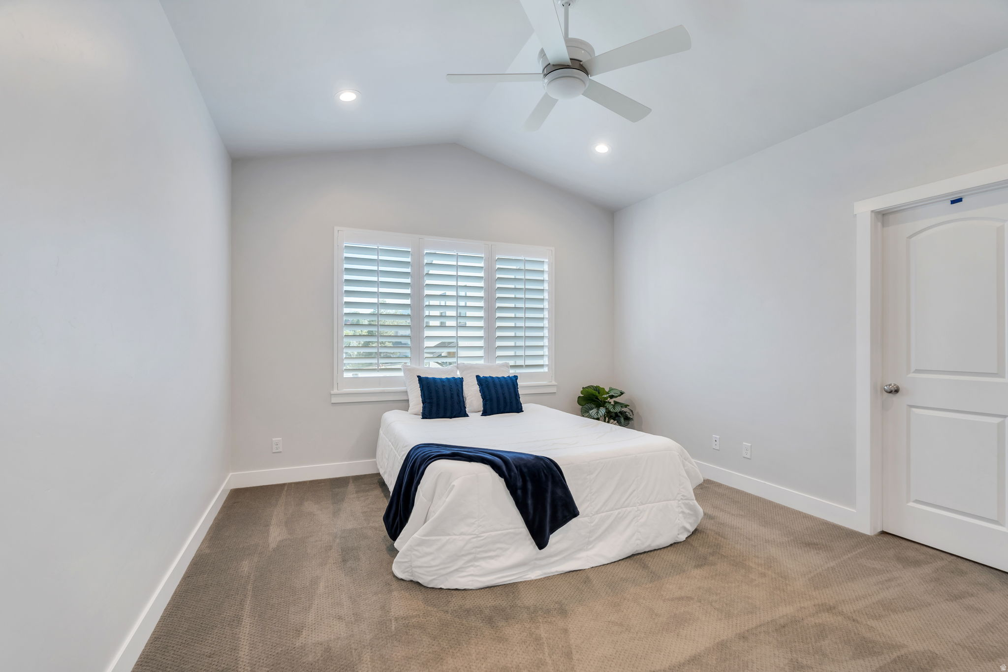 EASTRIDGE PARK - Residential
