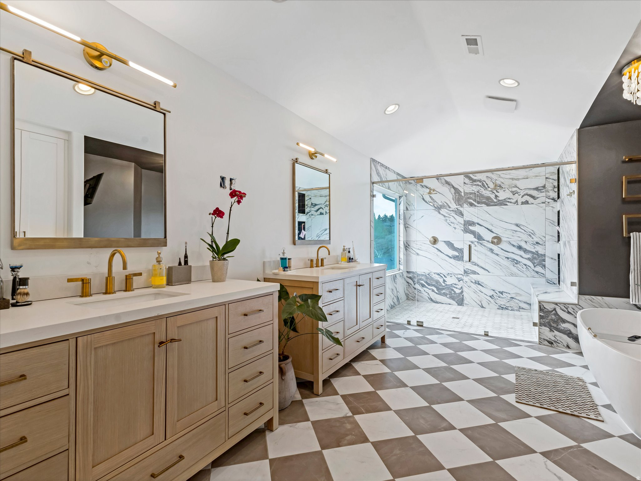 PEPPERWOOD PH 9 - Residential