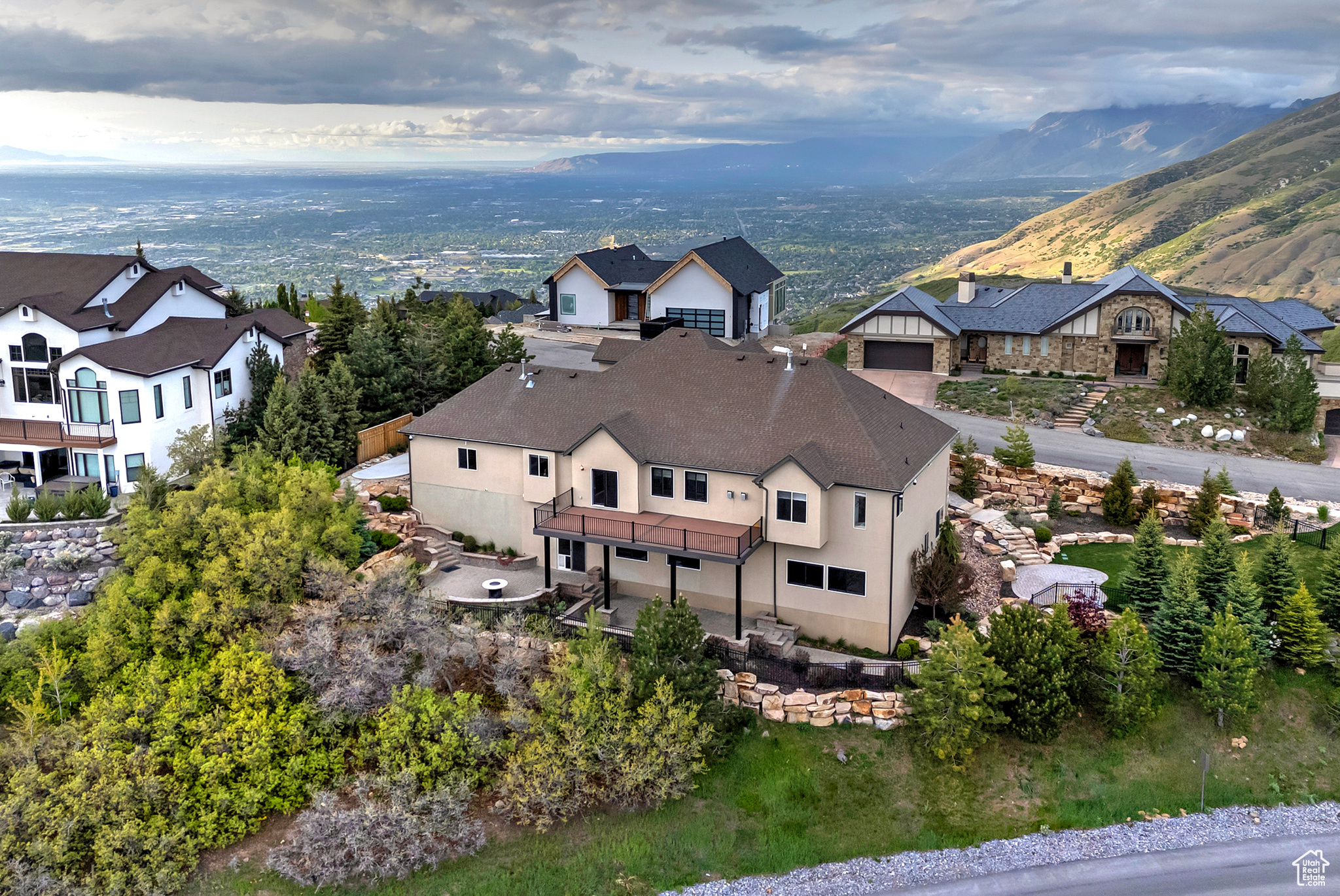 1604 E Trail Crest Ct, Draper, Utah image 3