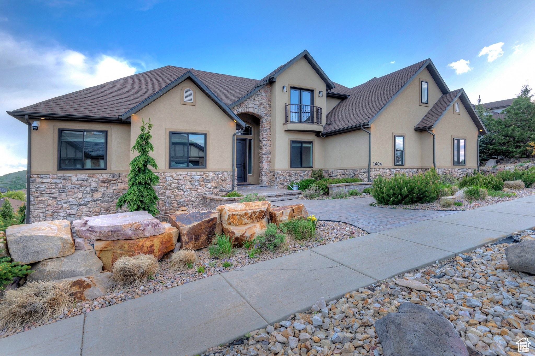 1604 E Trail Crest Ct, Draper, Utah image 4