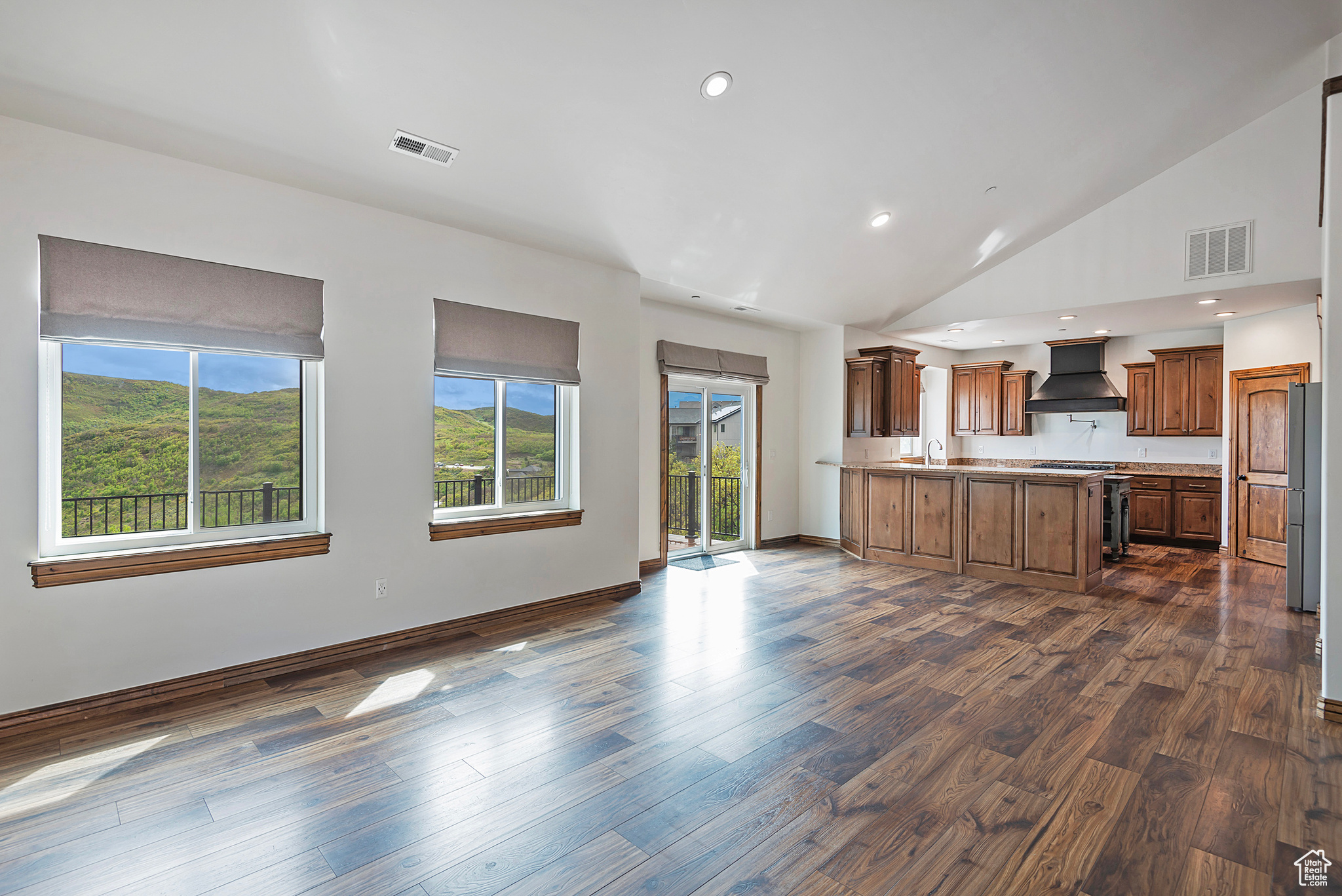 1604 E Trail Crest Ct, Draper, Utah image 8