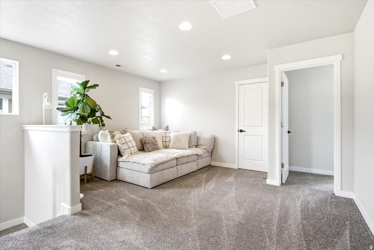 MILLER CROSSING - Residential