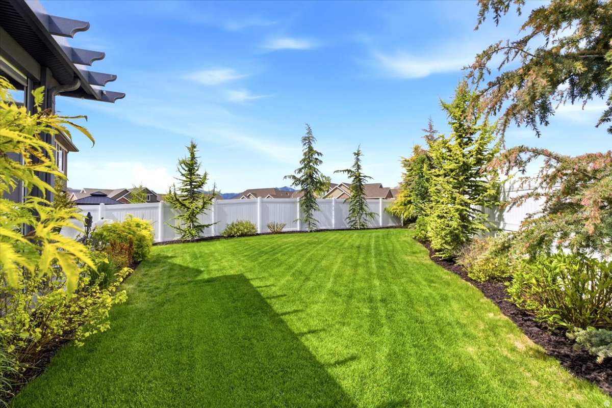 MILLER CROSSING - Residential
