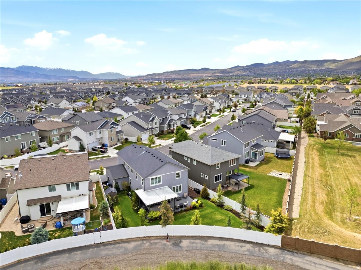 MILLER CROSSING - Residential