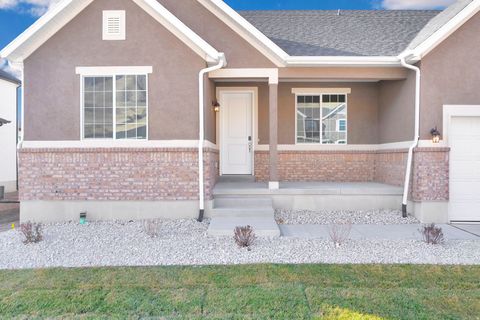 Photo of 8645 N HALLORAN CT #1323, Lake Point, UT 84074 (MLS # 2109054)
