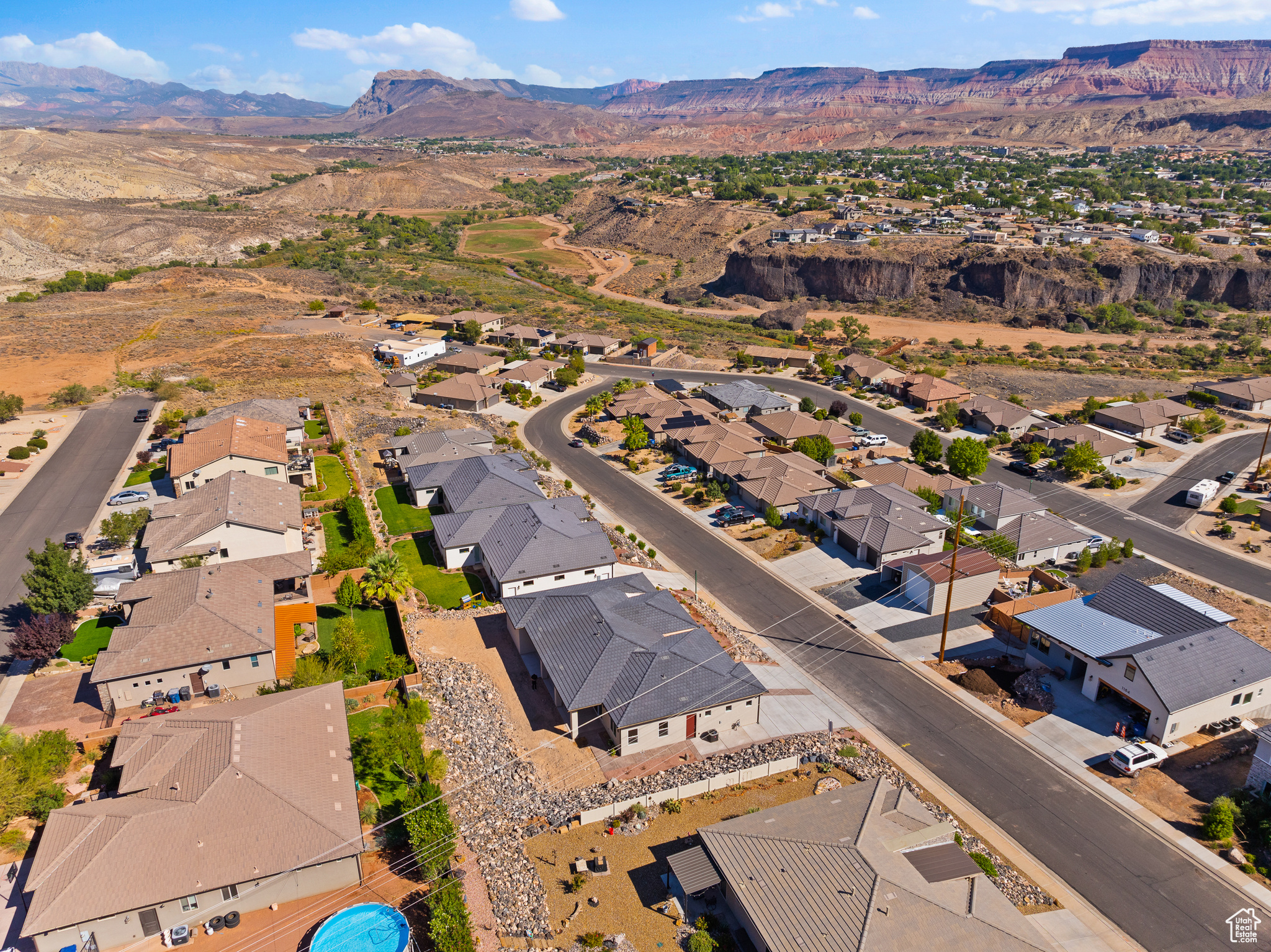 SUNSET RIDGE - Residential