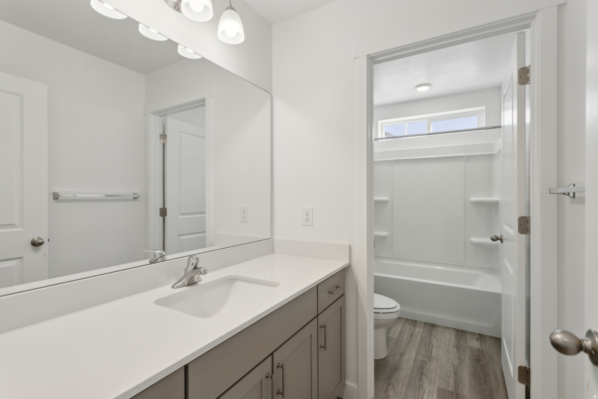 HAWTHORN ESTATES - Residential