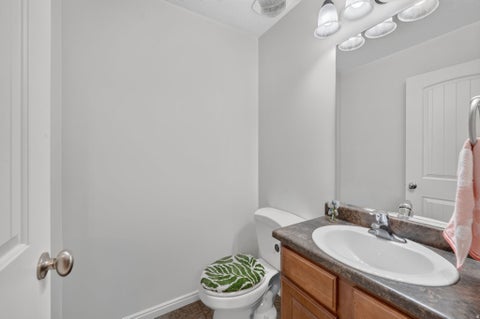 Tiny photo for 897 W WATERSIDE DR, Farmington, UT 84025 (MLS # 2182233)