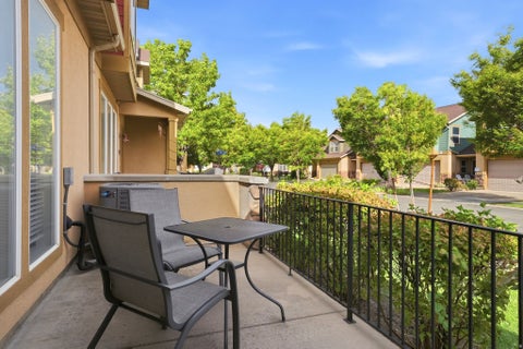 Tiny photo for 897 W WATERSIDE DR, Farmington, UT 84025 (MLS # 2182233)