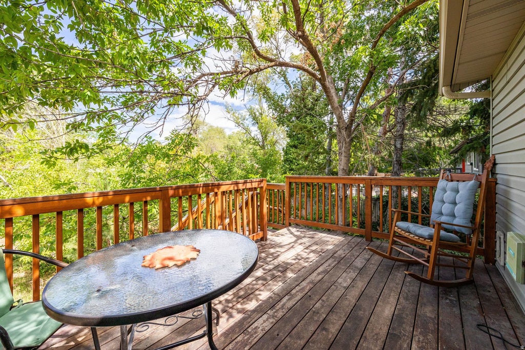 Photo of 1259 E QUAIL CREEK DR, Sandy, UT 84094 (MLS # 2181456)