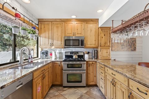Tiny photo for 34 RACQUET CLUB DR #34, Park City, UT 84060 (MLS # 2136327)