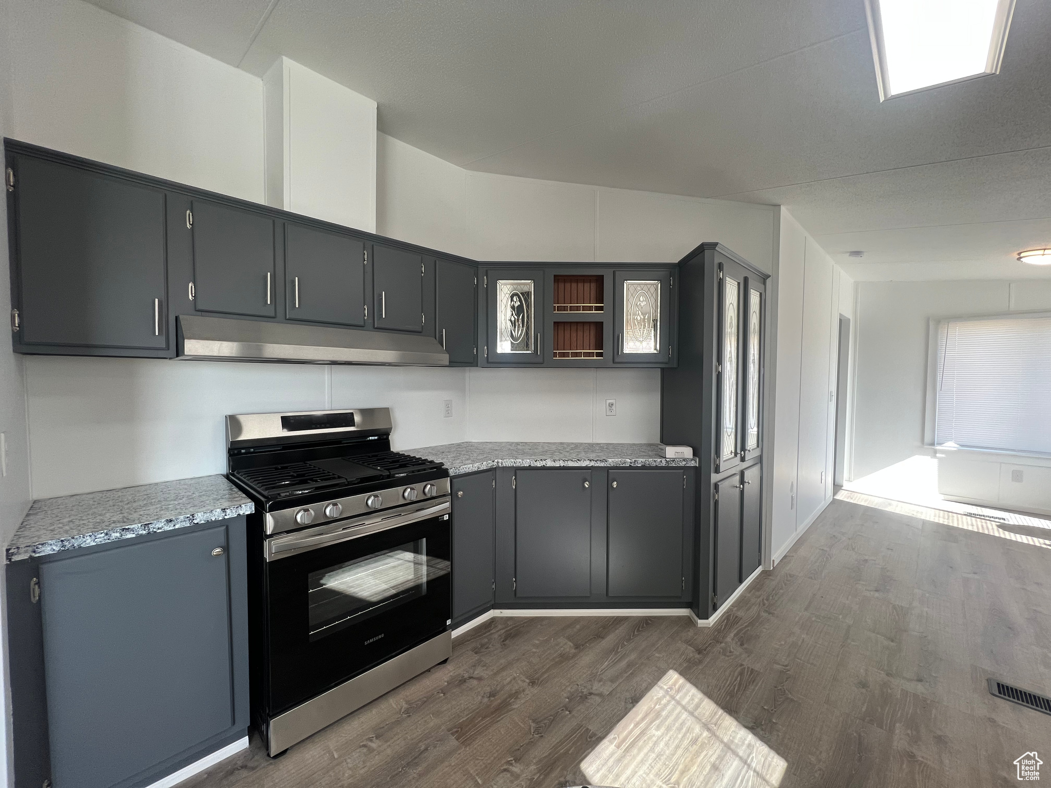 30 N 400, Boulder, Utah image 9