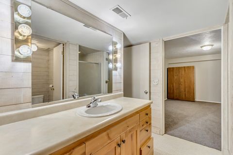 Tiny photo for 3371 S HONEYCUT RD #B, Millcreek, UT 84106 (MLS # 2128864)