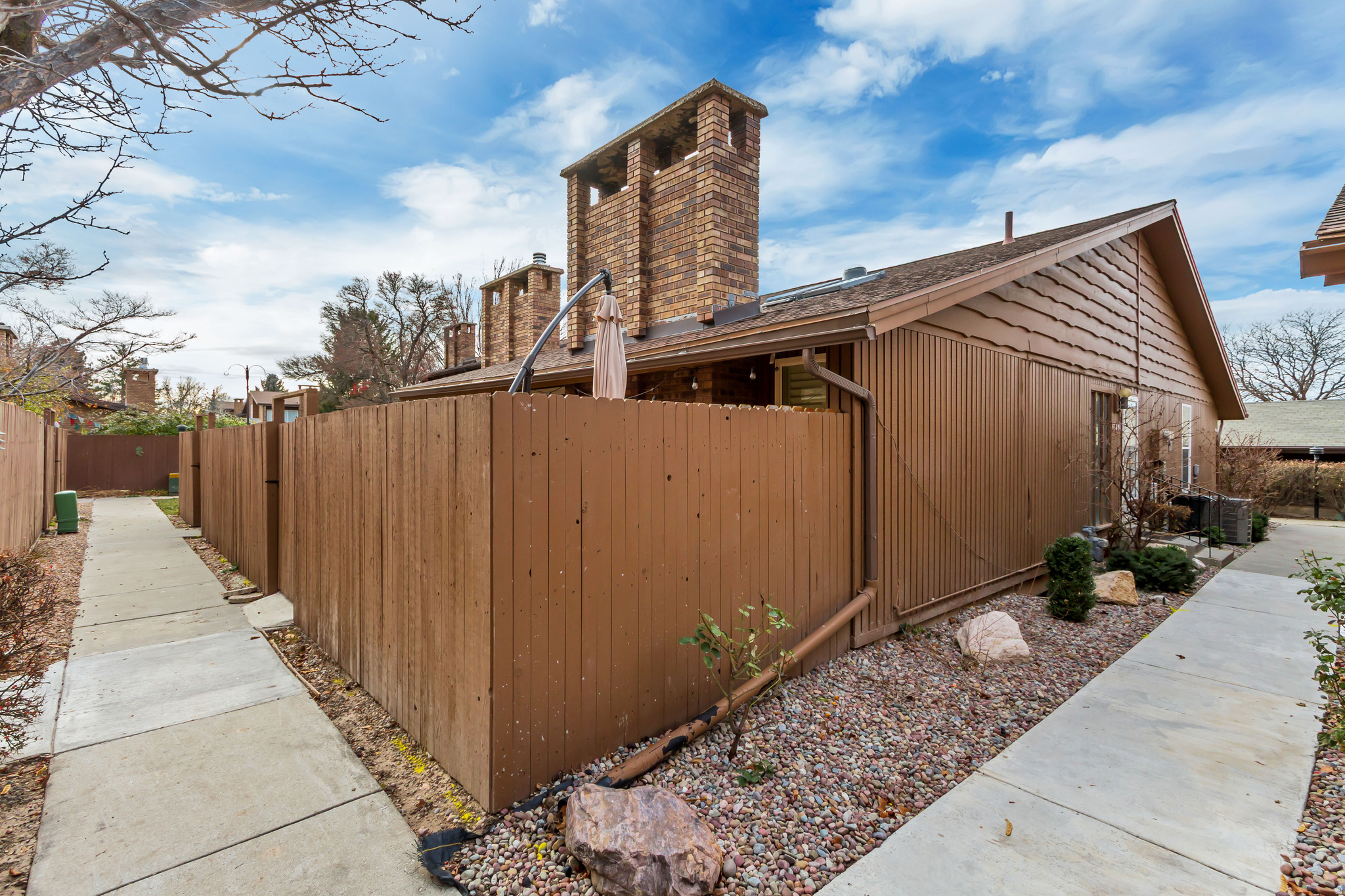 CAPSTONE - Residential