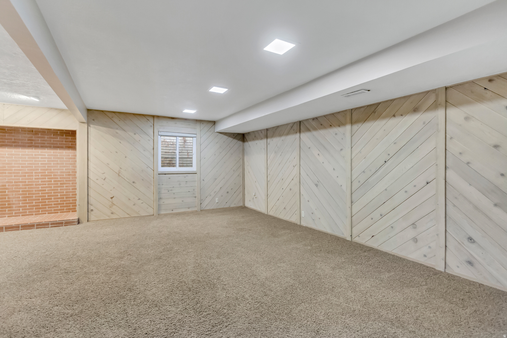 CAPSTONE - Residential