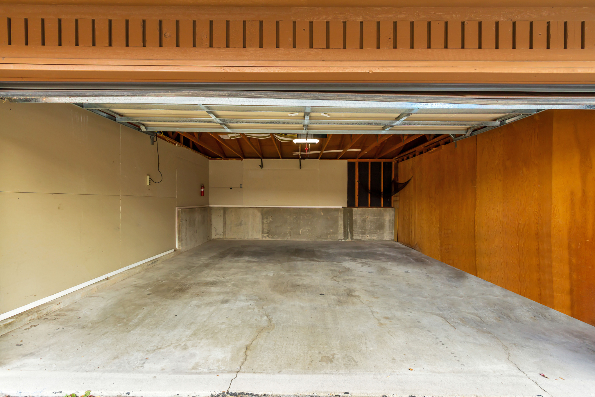 CAPSTONE - Residential