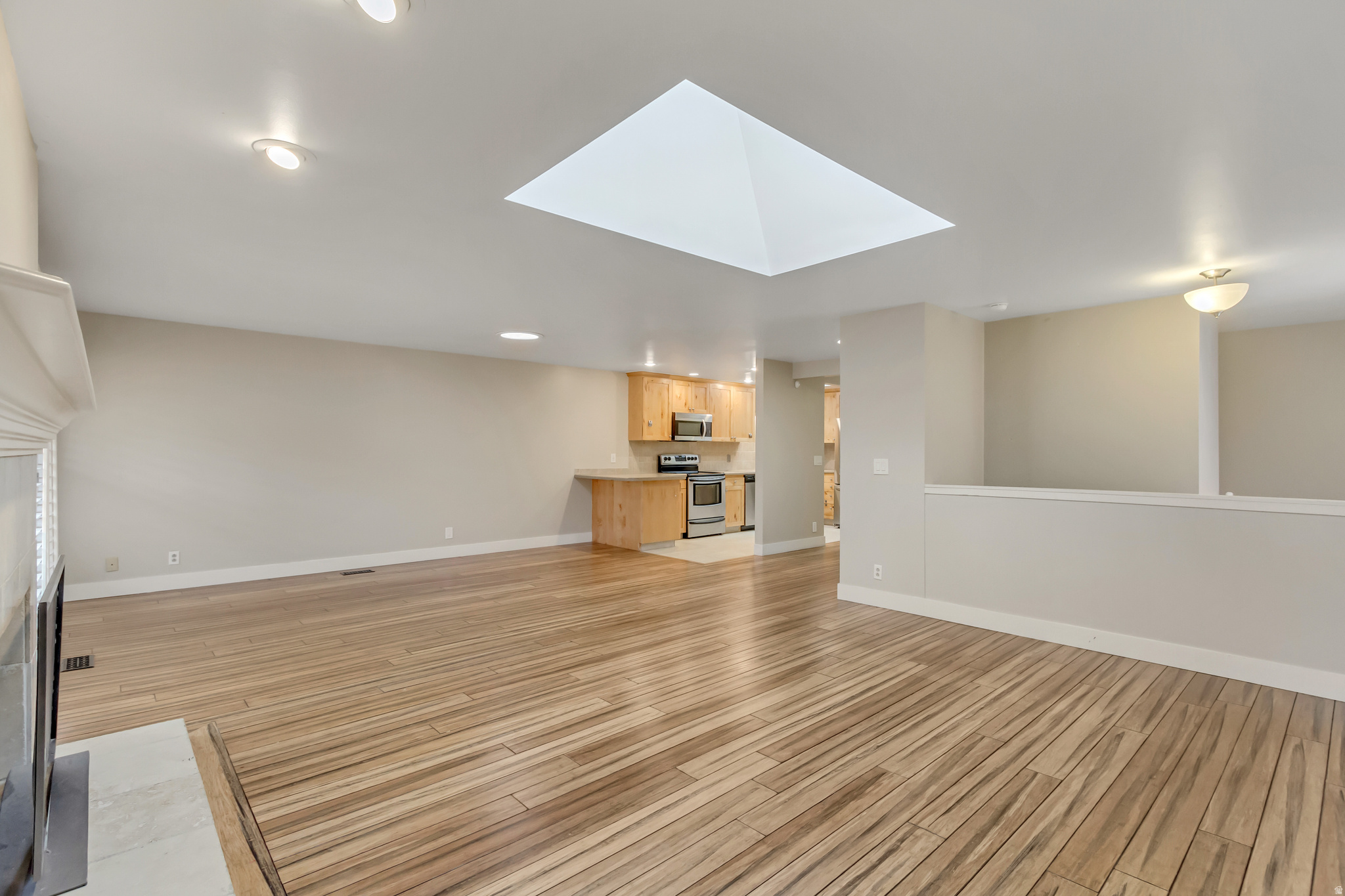 CAPSTONE - Residential