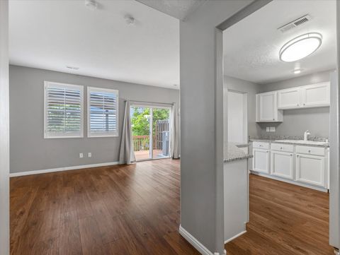 Tiny photo for 171 E WAYFIELD DR S, Draper, UT 84020 (MLS # 2156066)