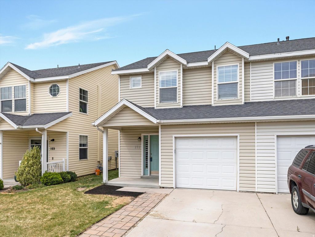 Photo of 171 E WAYFIELD DR S, Draper, UT 84020 (MLS # 2156066)