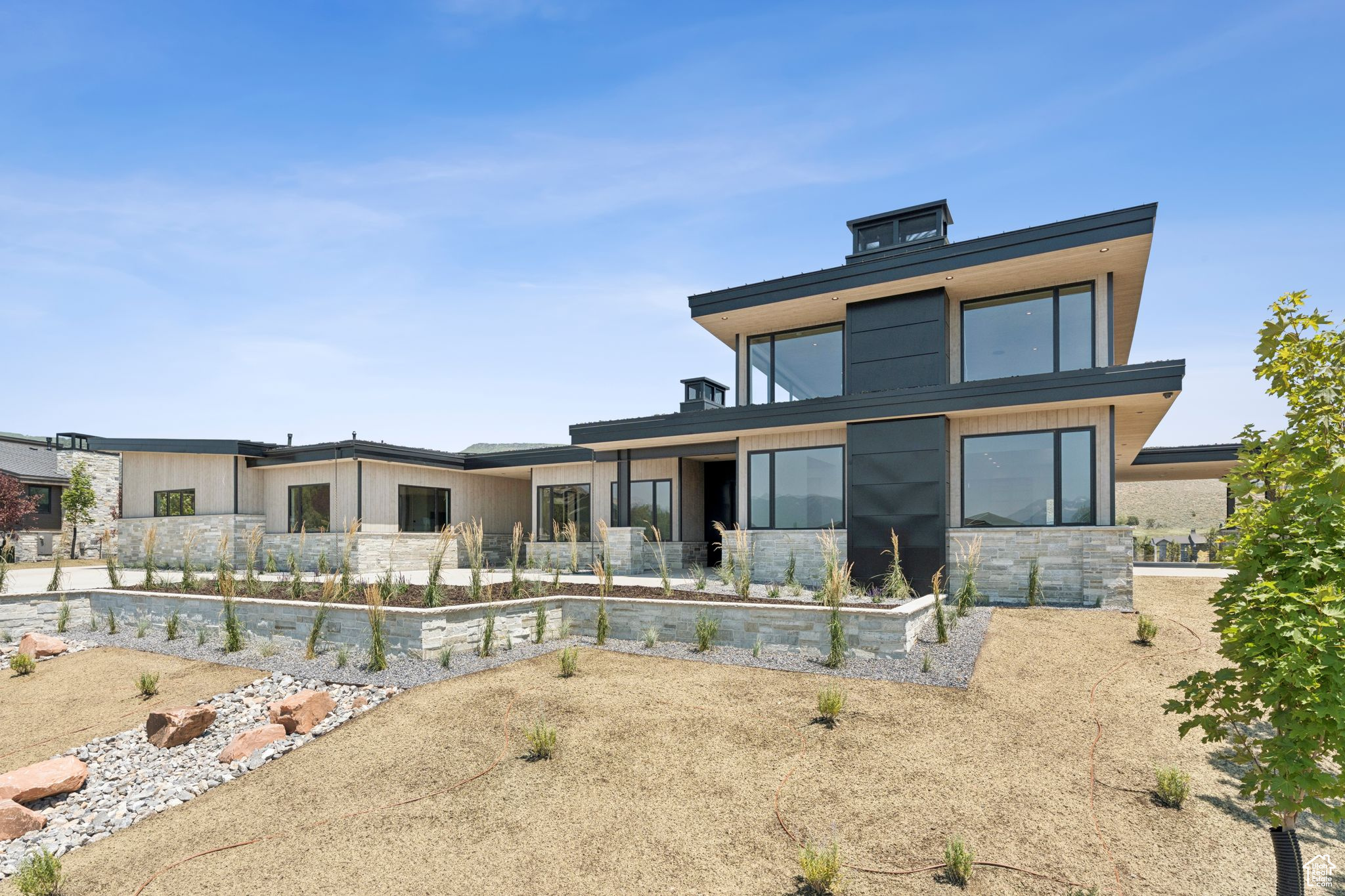 RED LEDGES - Residential