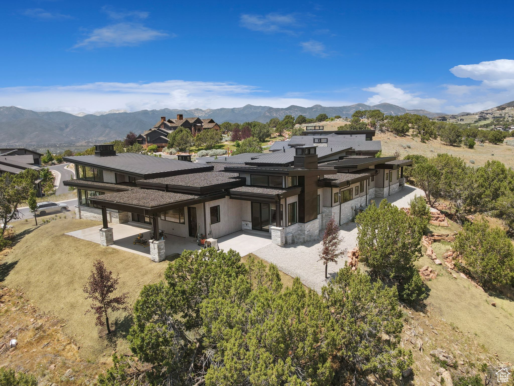 RED LEDGES - Residential
