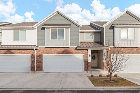 Photo of 10862 N MARBLE MANOR Mnr W, Highland, UT 84003 (MLS # 2137933)