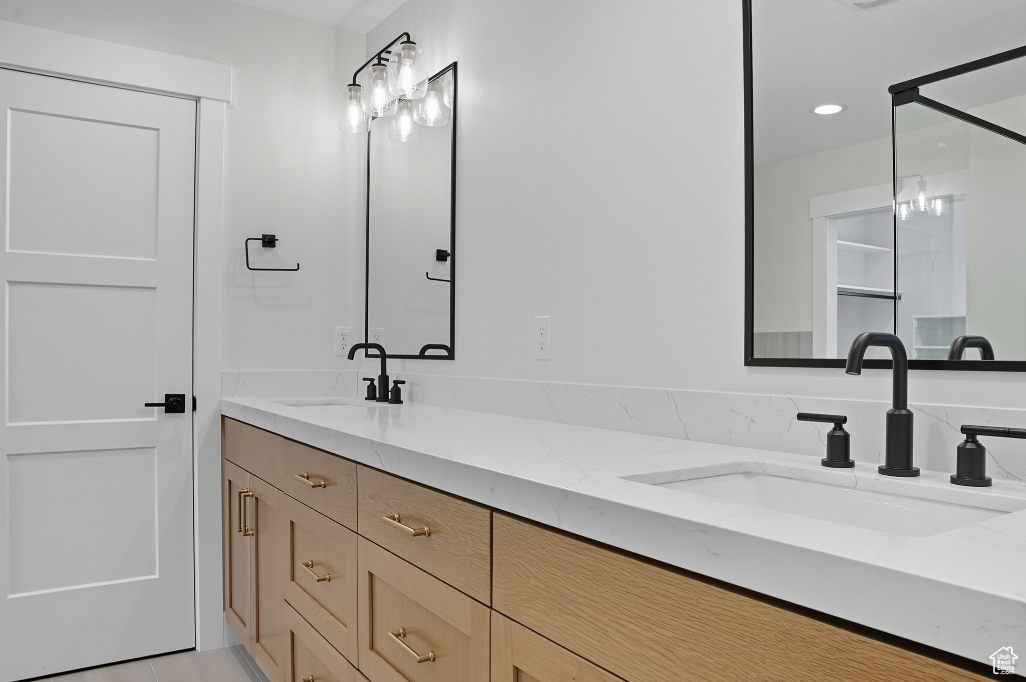 CATALINA BAY - Residential