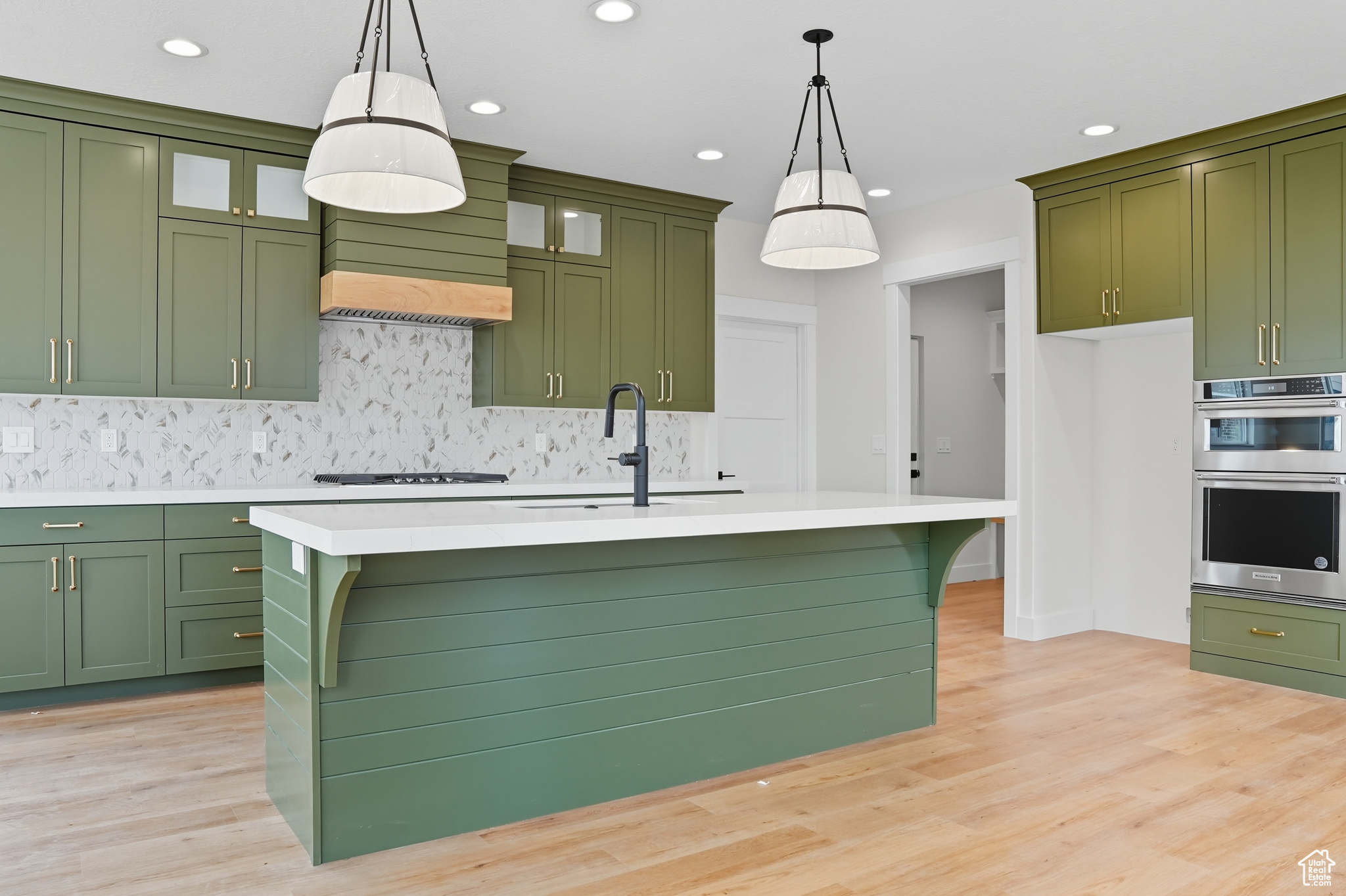 CATALINA BAY - Residential