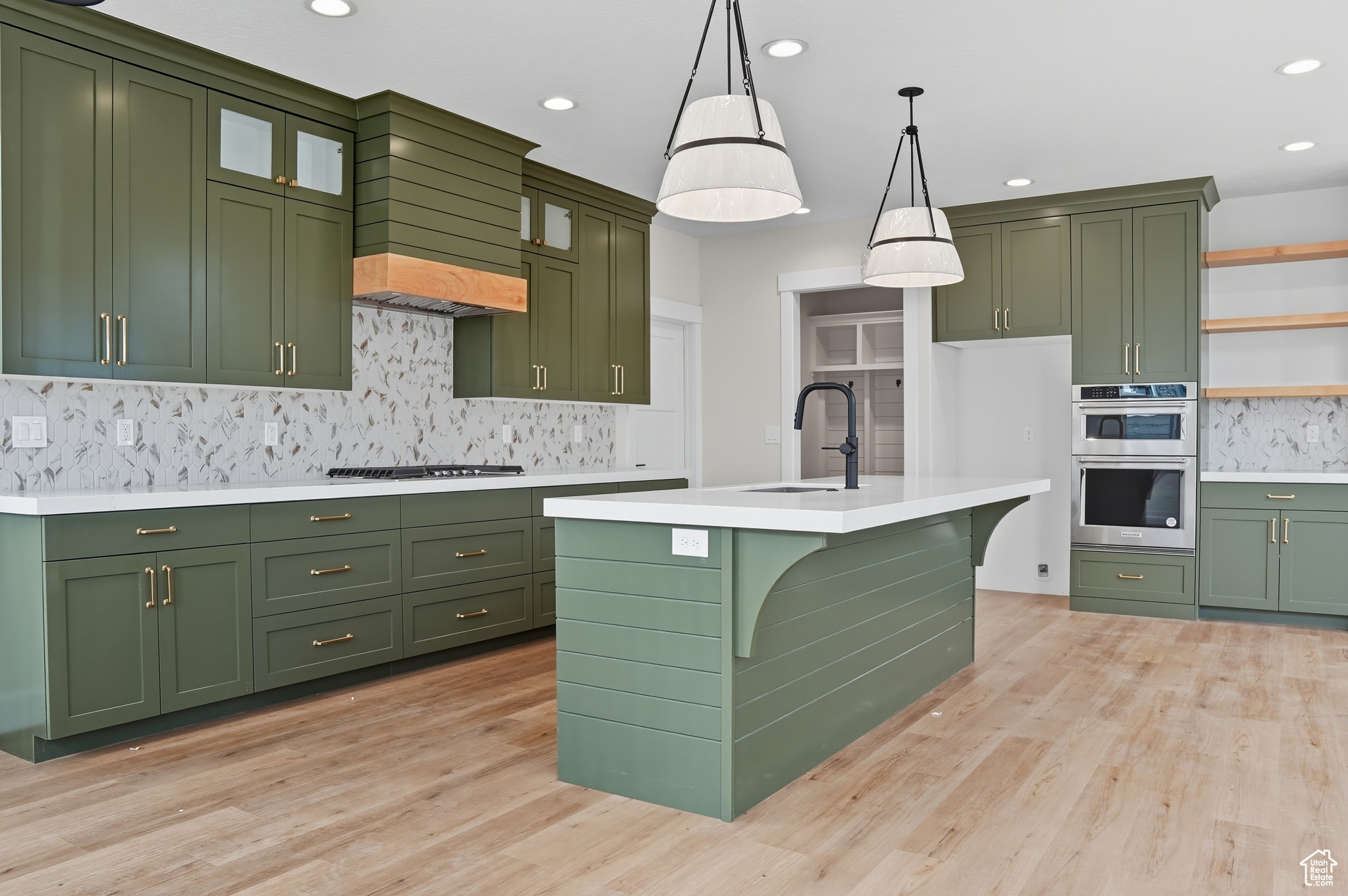 CATALINA BAY - Residential