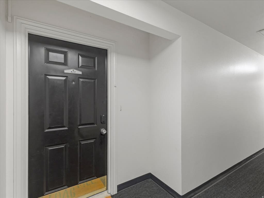 Photo of 531 S 900 E #A17, Salt Lake City, UT 84102 (MLS # 2181073)