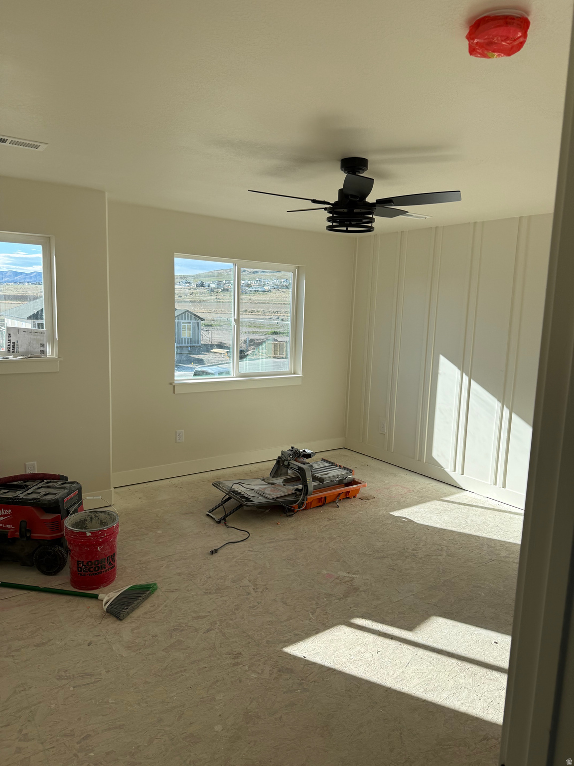 HIDDEN VALLEY - Residential