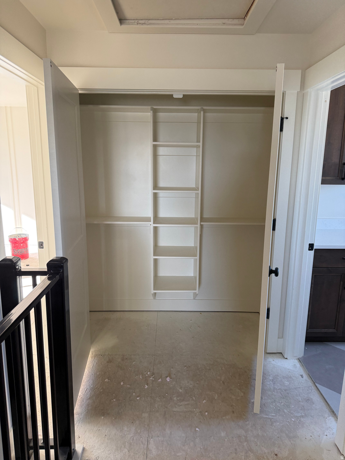 HIDDEN VALLEY - Residential