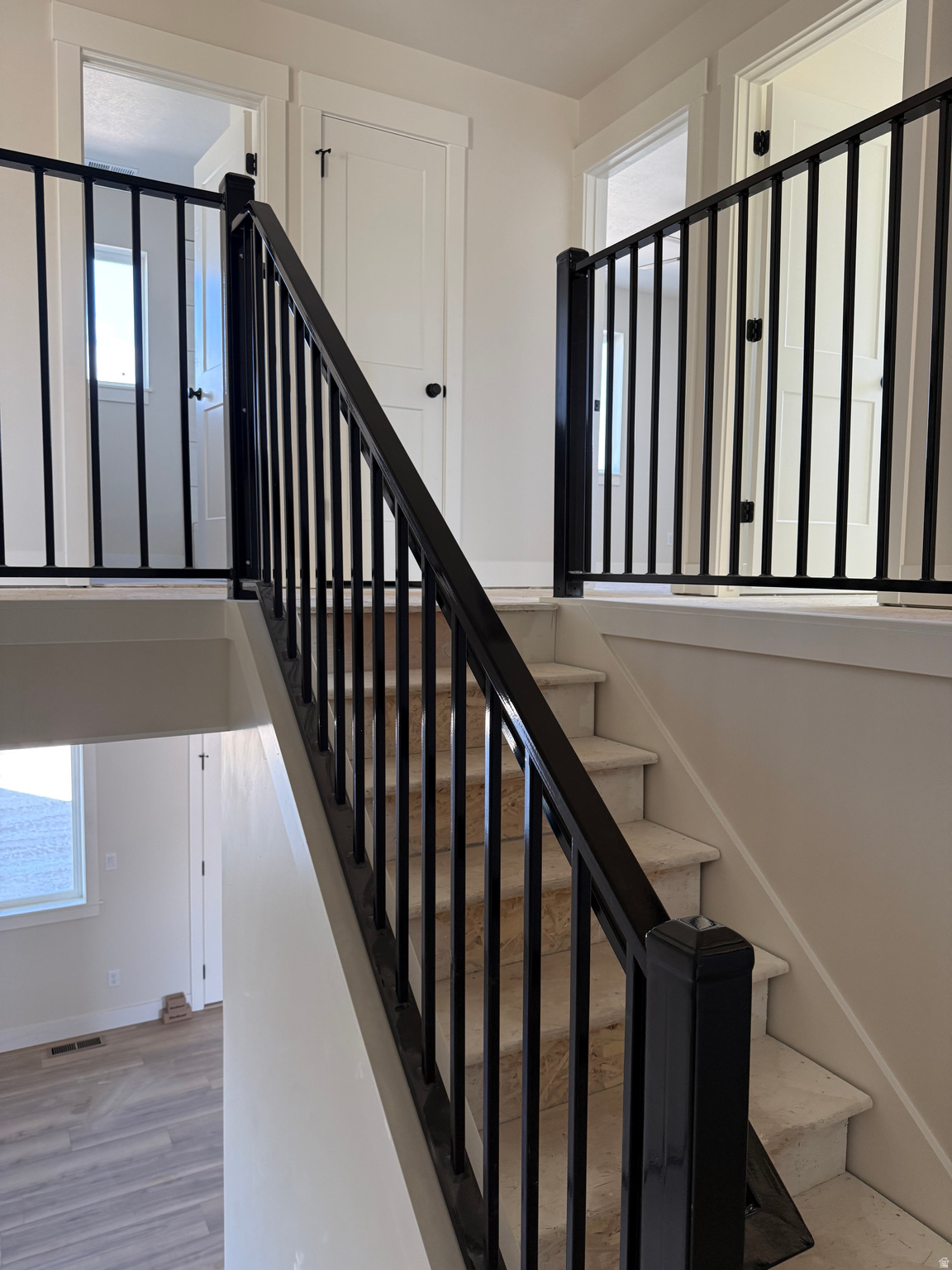 HIDDEN VALLEY - Residential