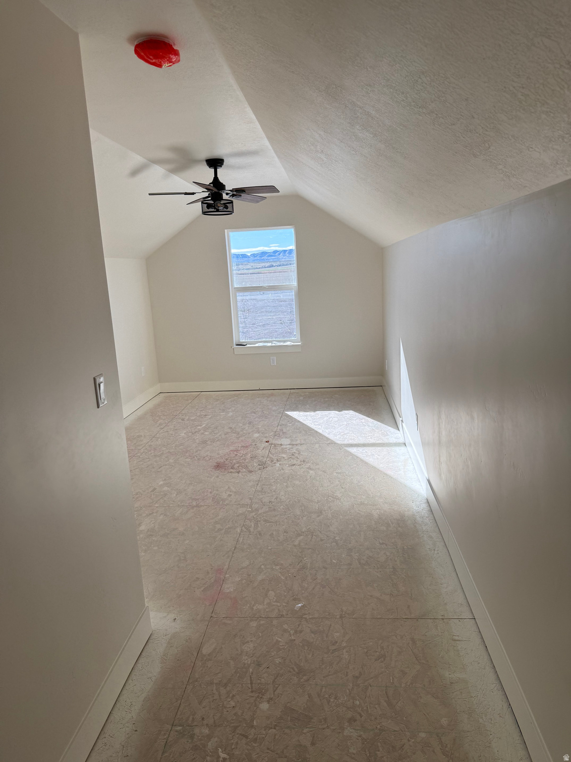 HIDDEN VALLEY - Residential