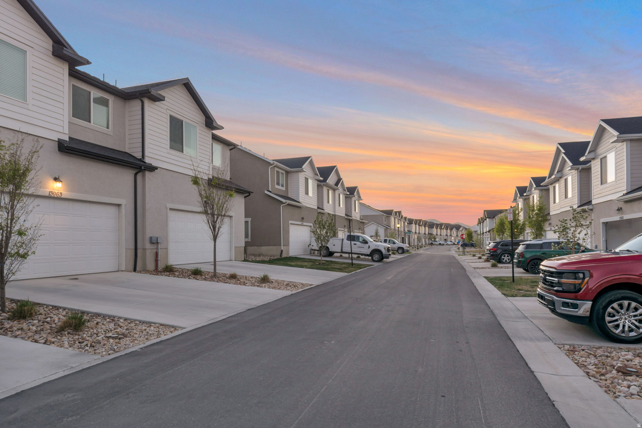 MOUNTAIN RIDGE - Residential