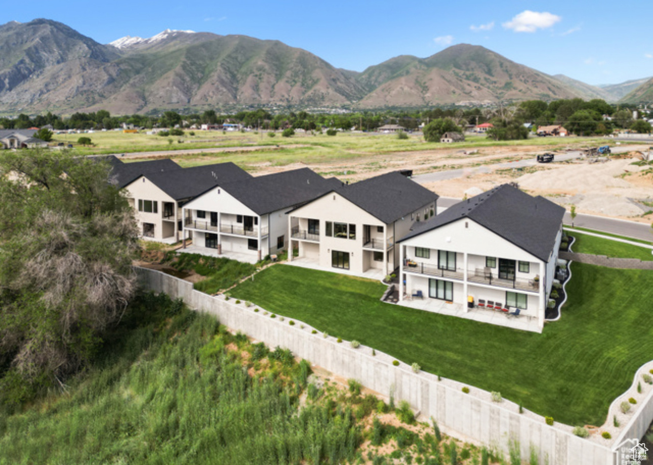 SUNNRISE RANCH - Residential